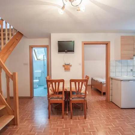 Star Apartment