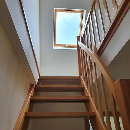 Star Apartment *
